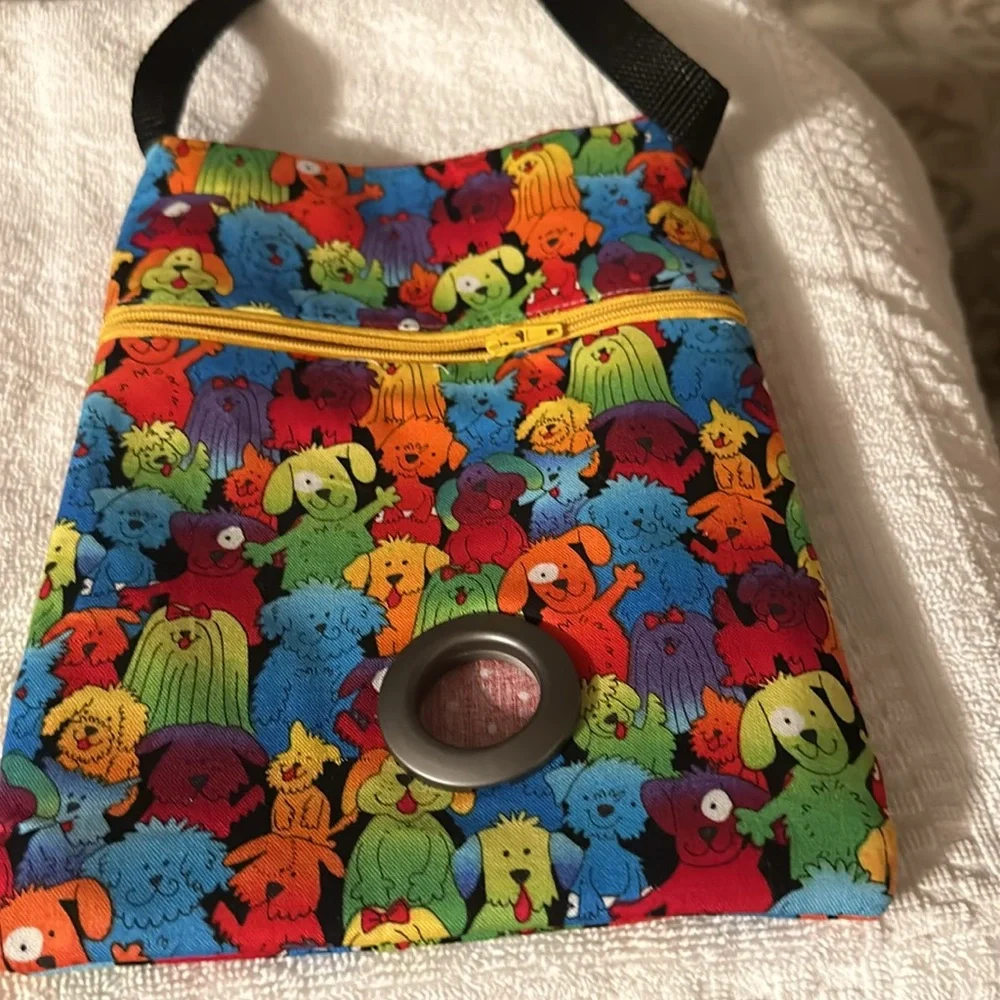 Doggy oppps bag holder